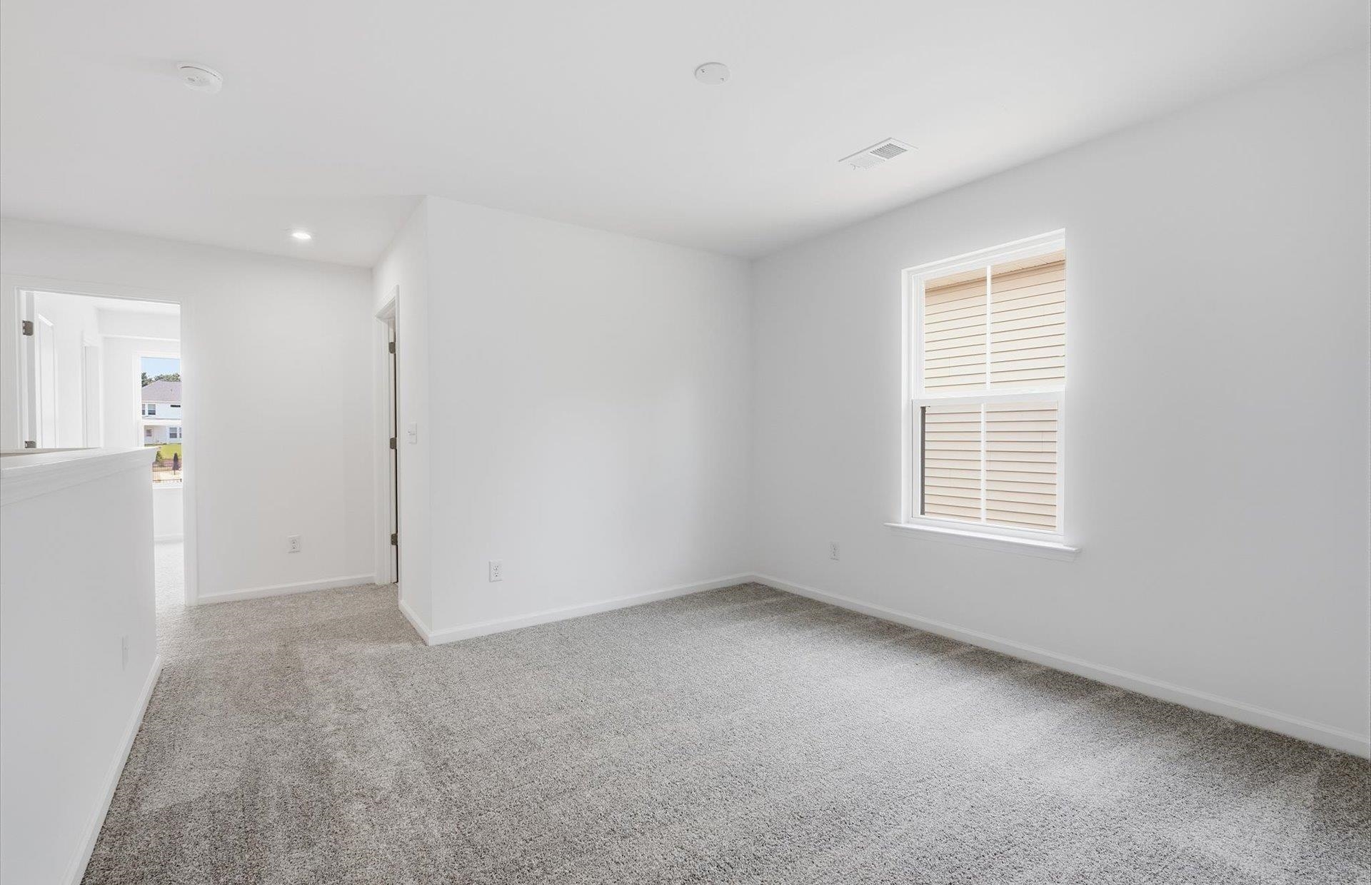 1043 Whitefox Drive Property Photo 21