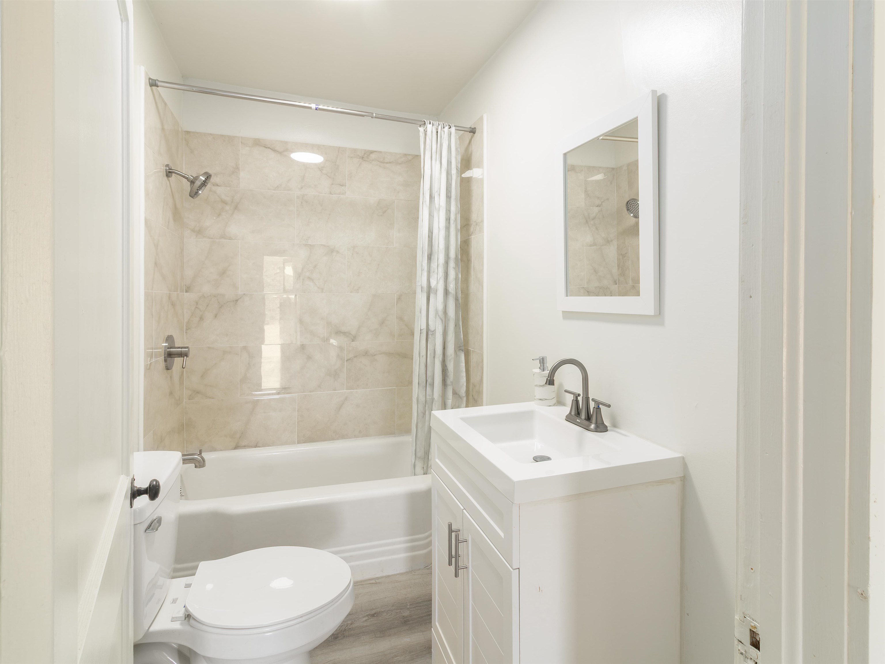 6509 Highway 215 Property Photo 9