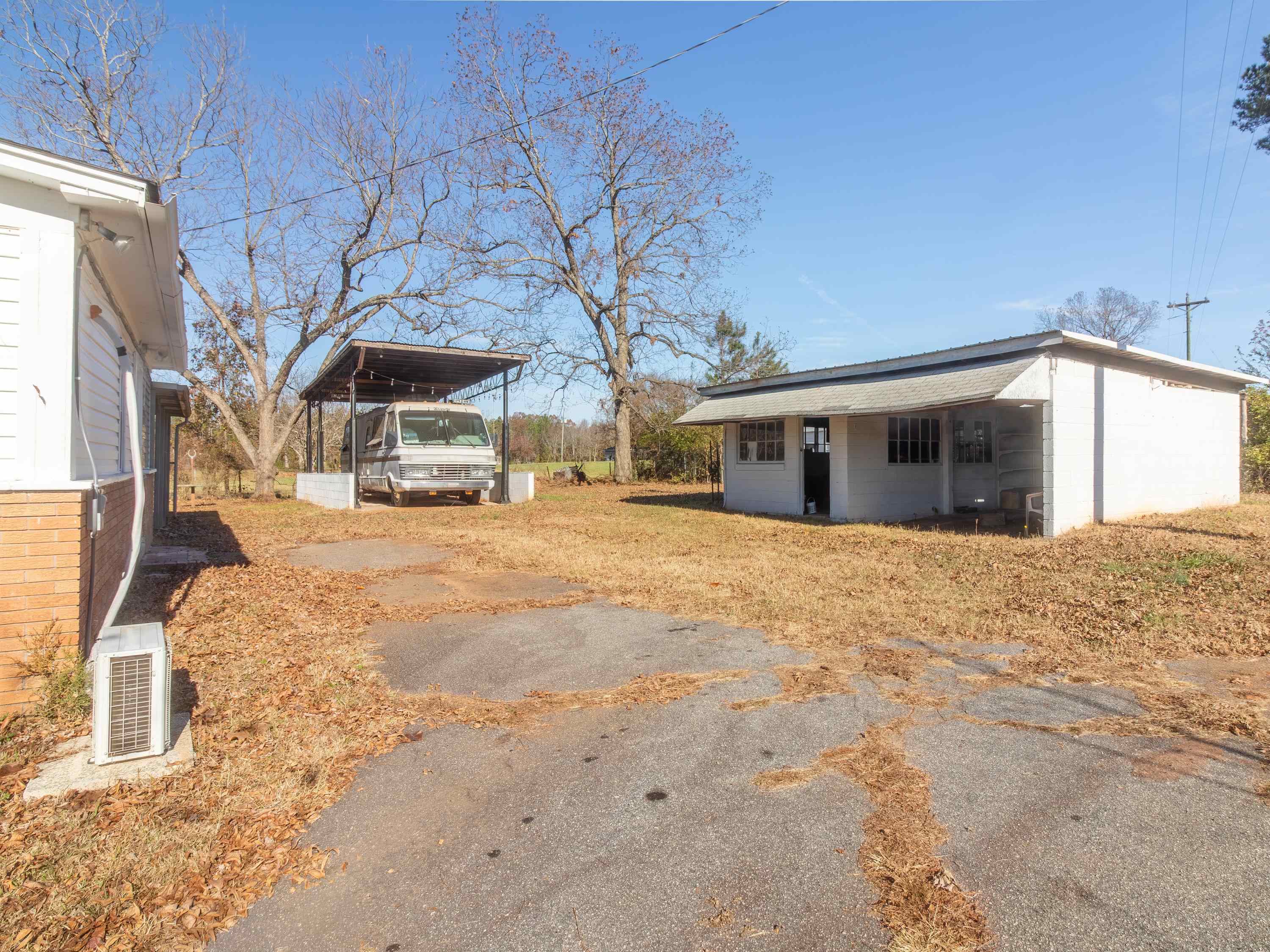 6509 Highway 215 Property Photo 25