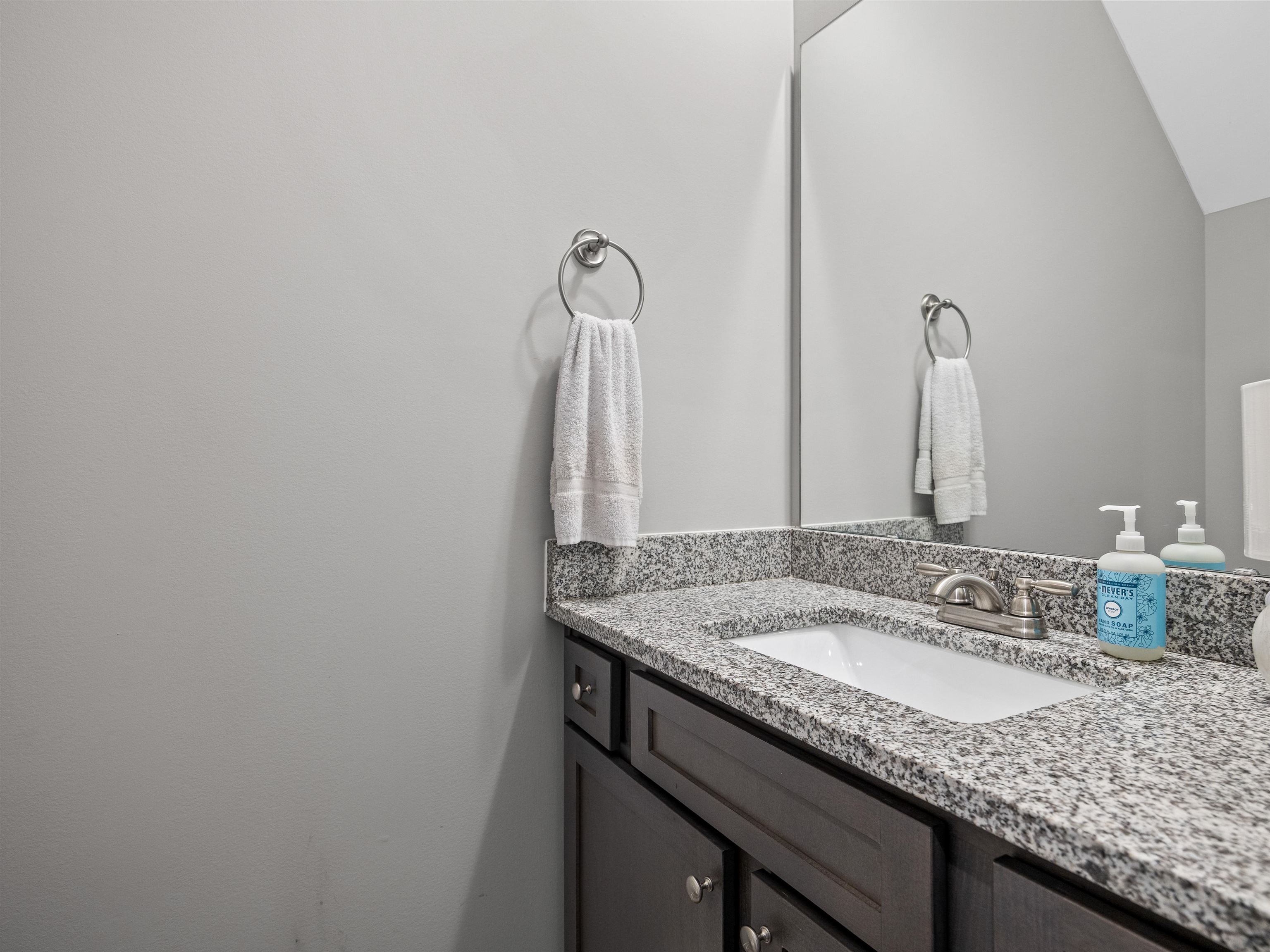 105 Valley Creek Drive Property Photo 16
