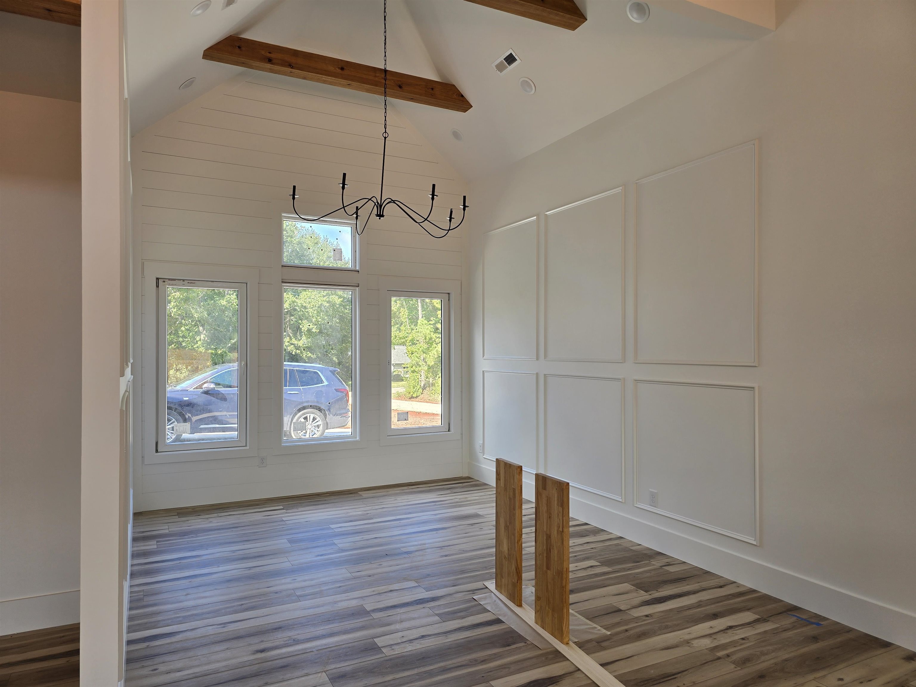 110 Marseille Drive Property Photo 5