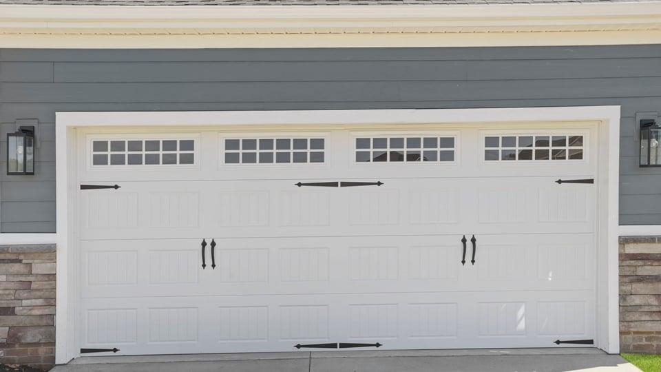 1205 Clearbrook Lane Property Photo 3