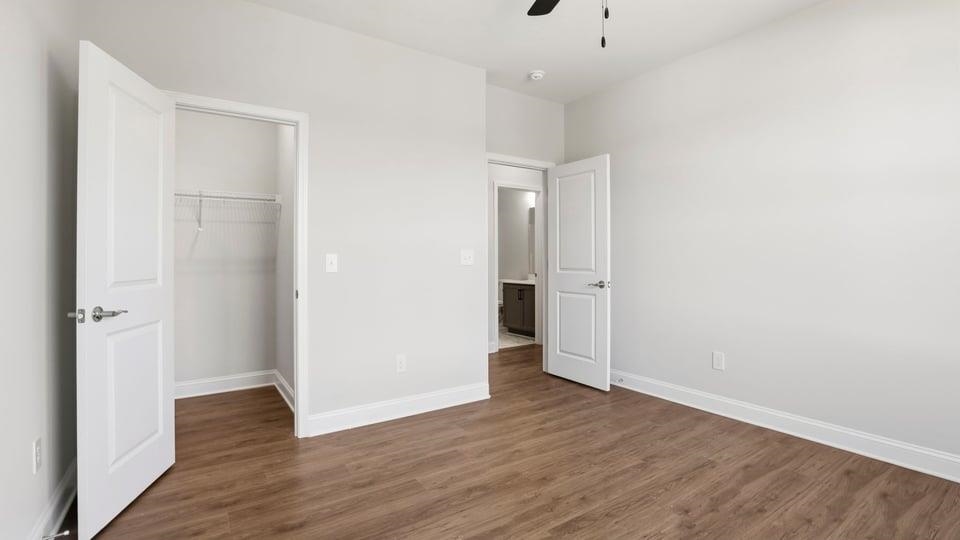 1205 Clearbrook Lane Property Photo 8