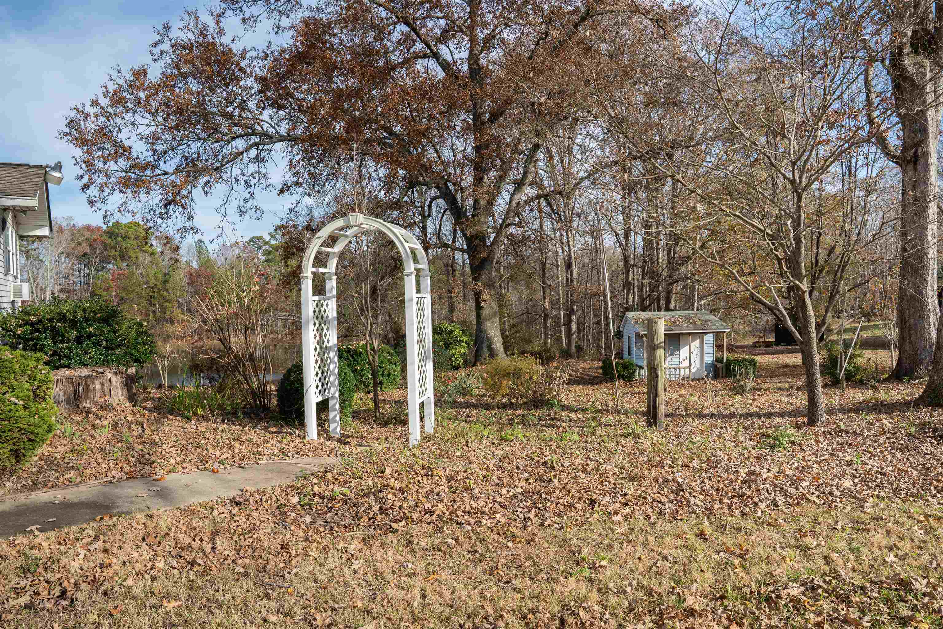 490 Hickory Nut Road Property Photo 6