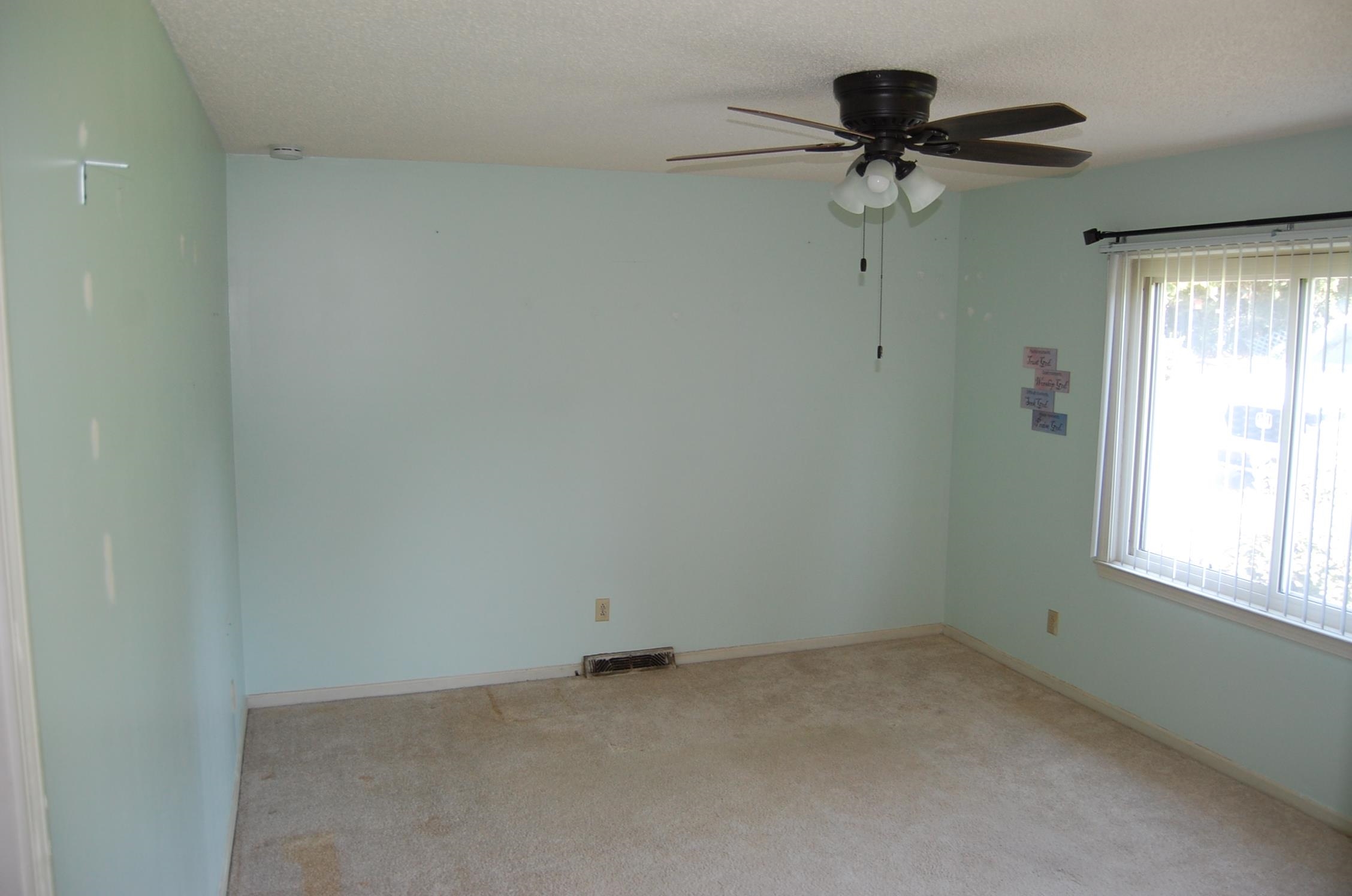 204 York Drive Property Photo 24