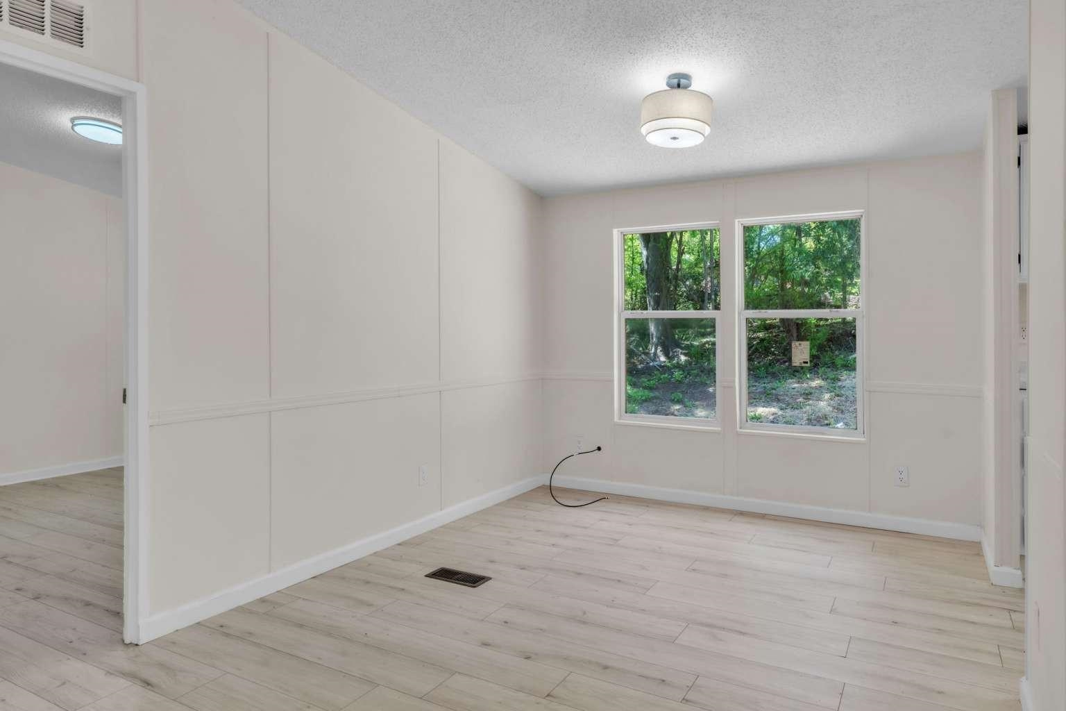 360 Hawk Hill Property Photo 13