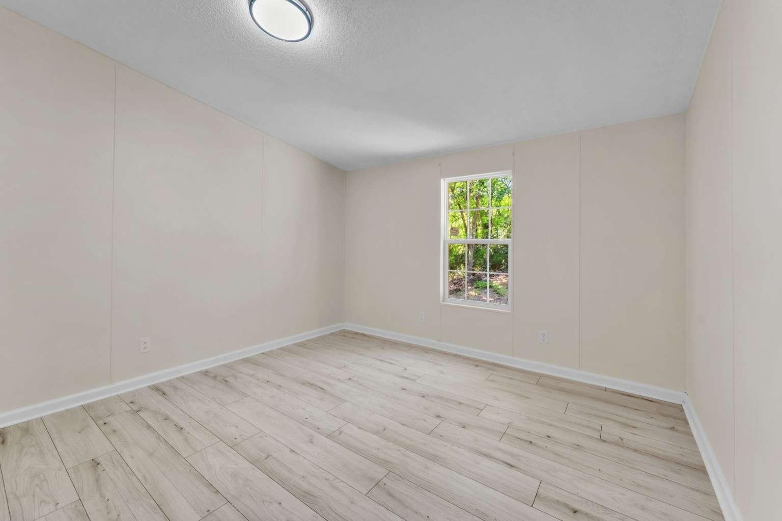 360 Hawk Hill Property Photo 18