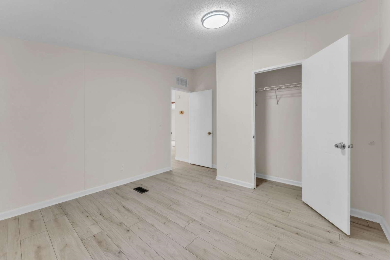 360 Hawk Hill Property Photo 21