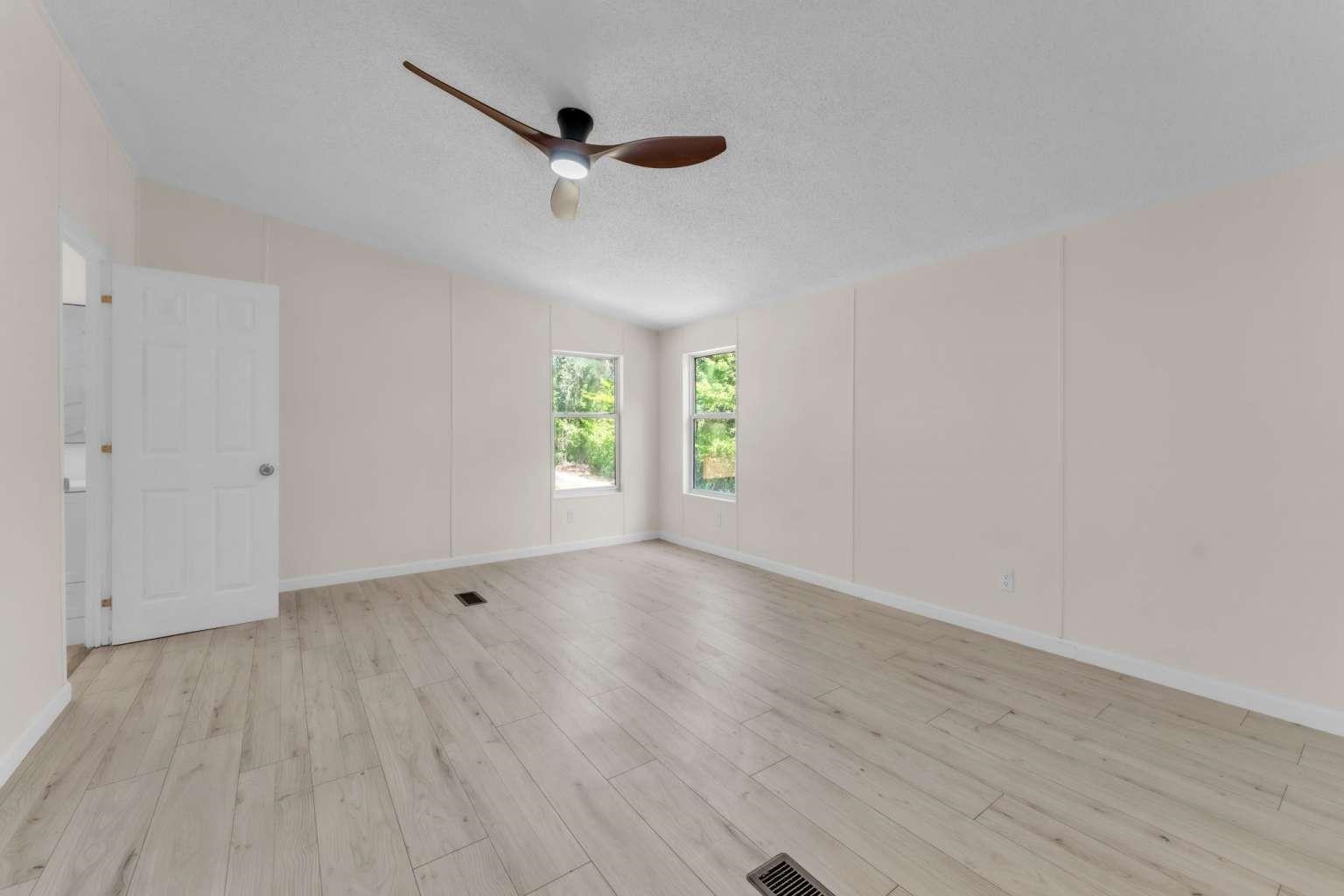 360 Hawk Hill Property Photo 22