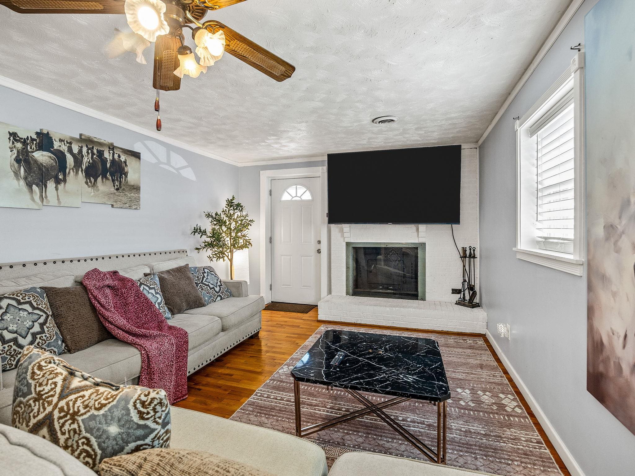 265 New Cut Road Property Photo 11