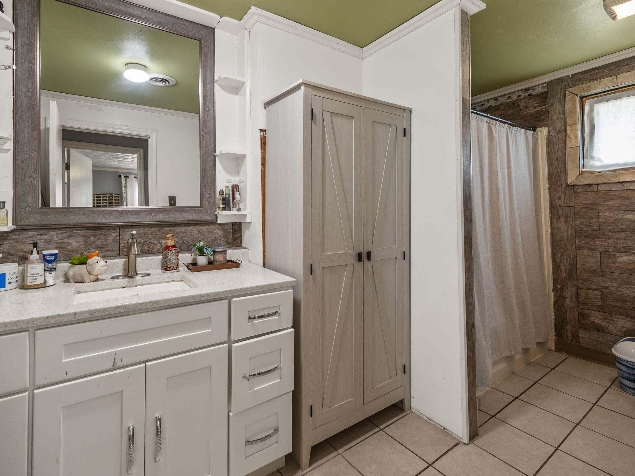 265 New Cut Road Property Photo 30