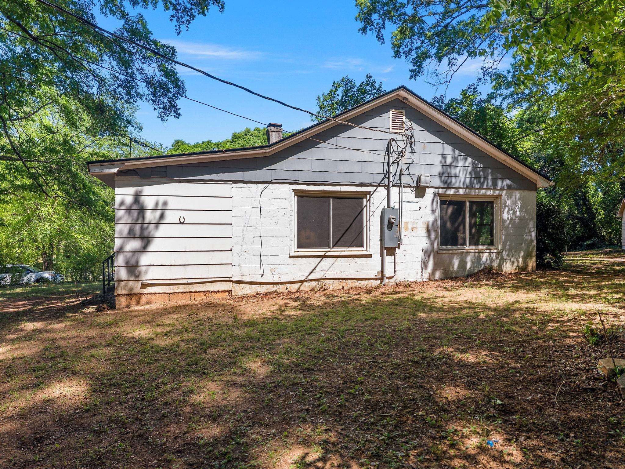 706 Marietta Street Property Photo 2