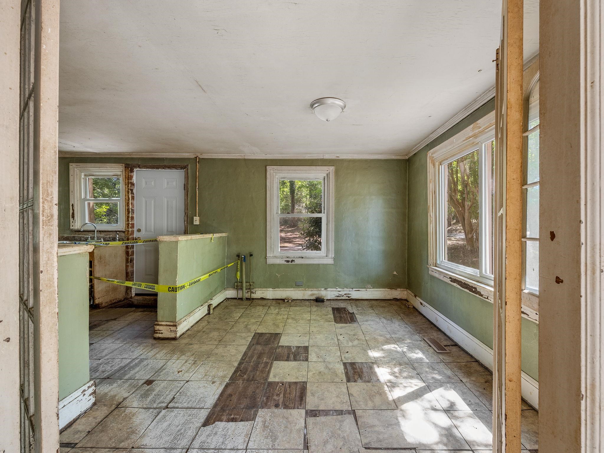 706 Marietta Street Property Photo 12