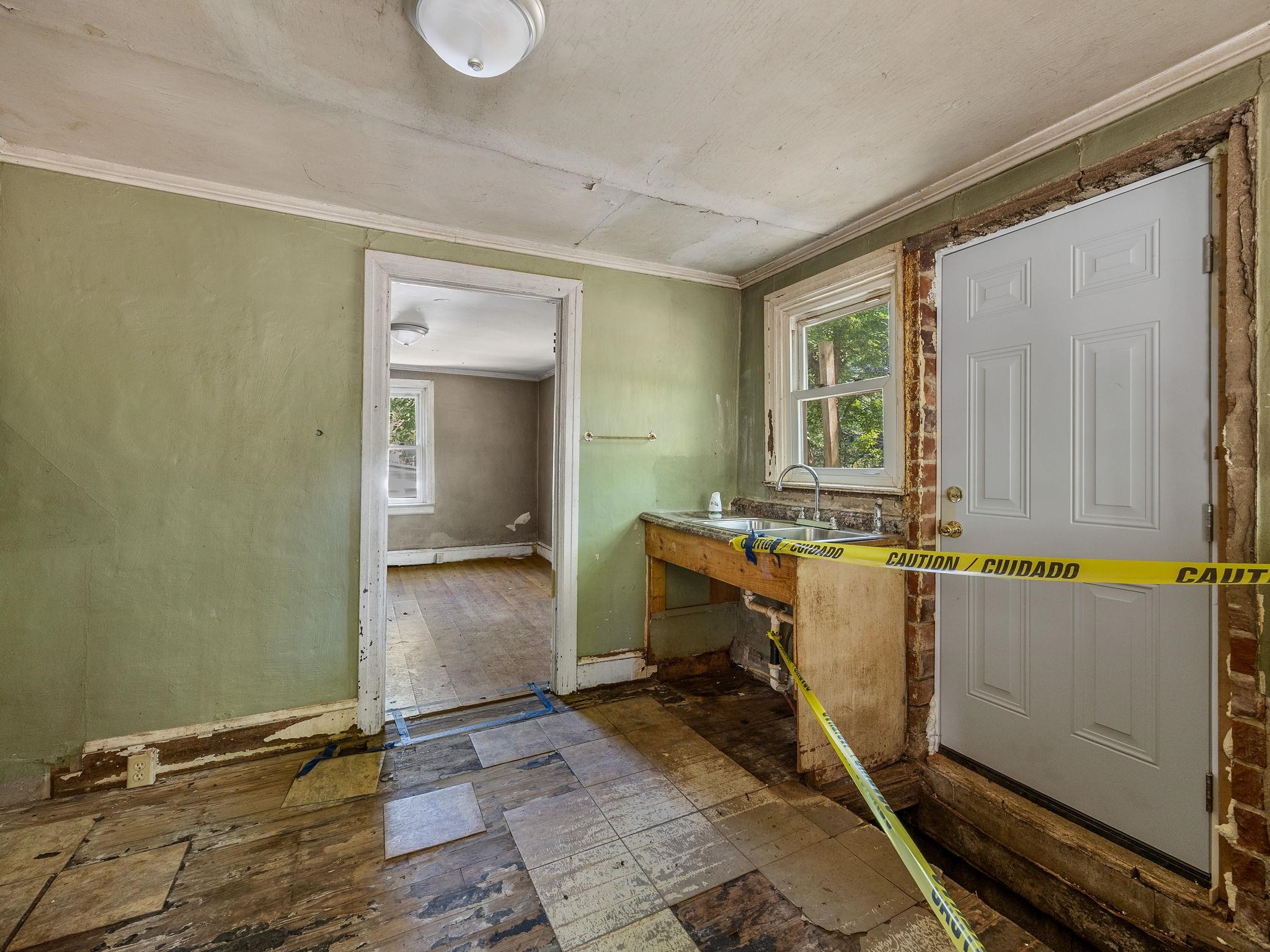706 Marietta Street Property Photo 17