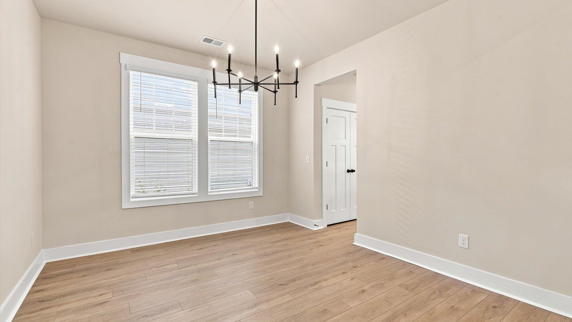 12132 Mahogany Circle Property Photo 6