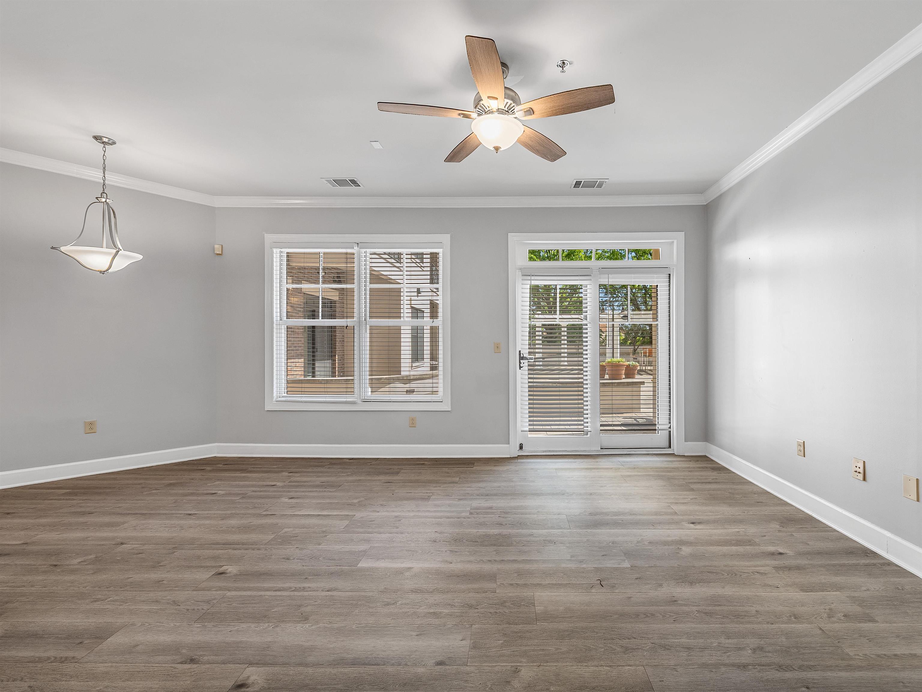 155 E Broad Street Property Photo 13