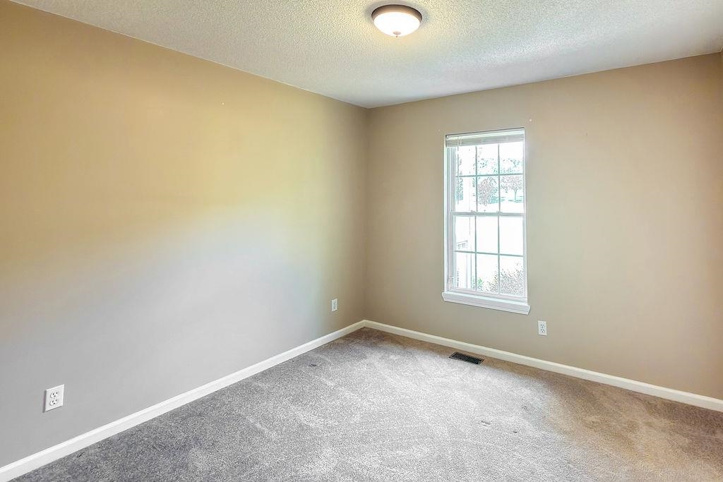 290 Dickson Road Property Photo 15