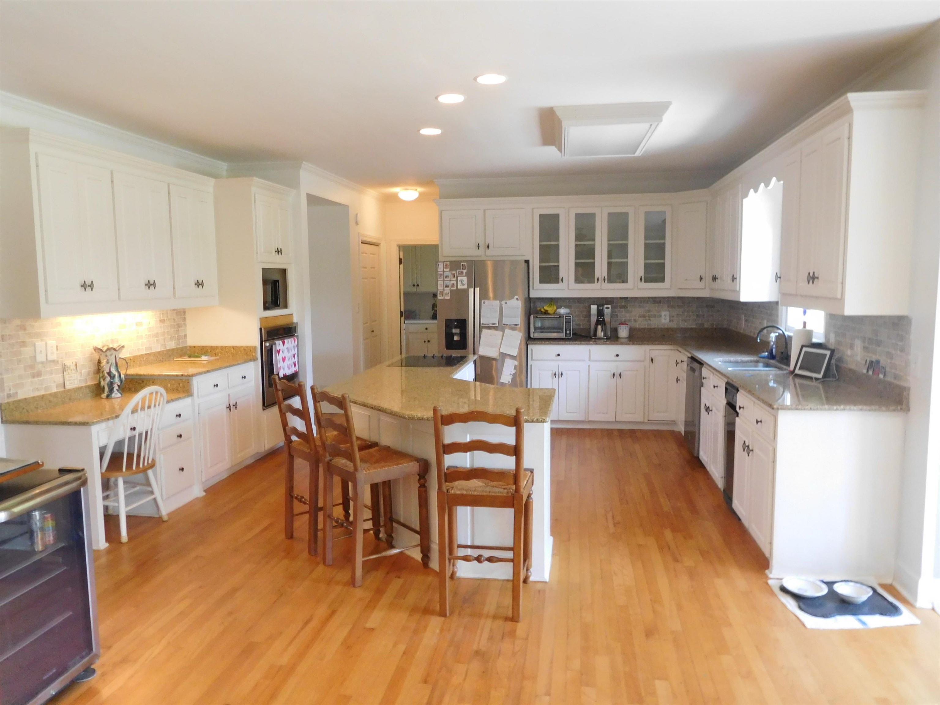 106 Hampton Drive Property Photo 5