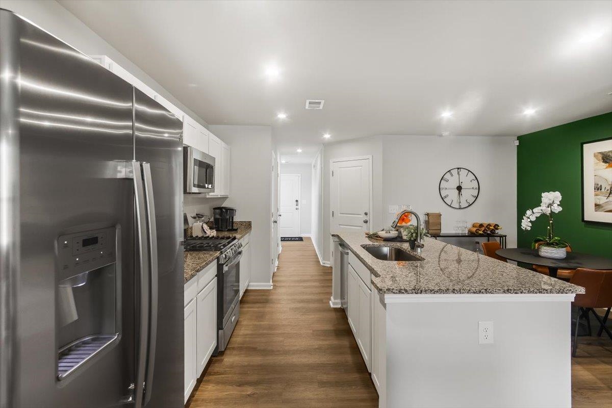 1300 Forestbrook Lane Property Photo 4