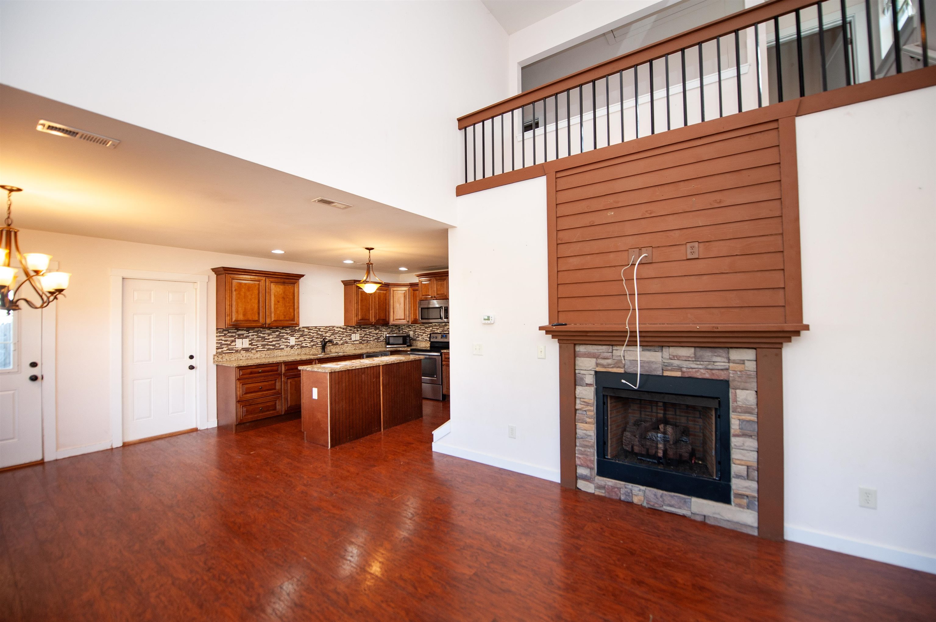 140 Manor House Lane Property Photo 4