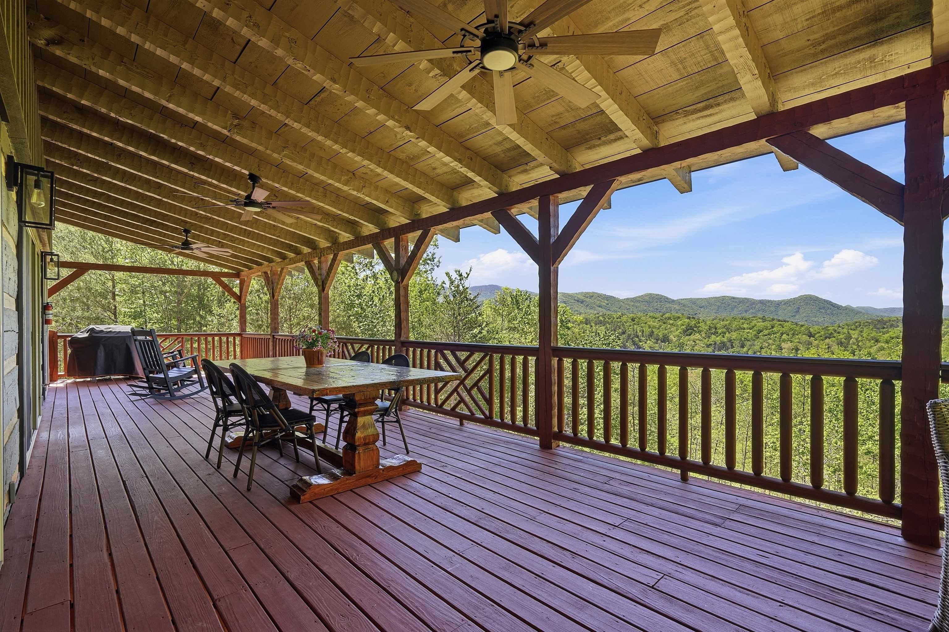723 N Highland Road Property Photo 30