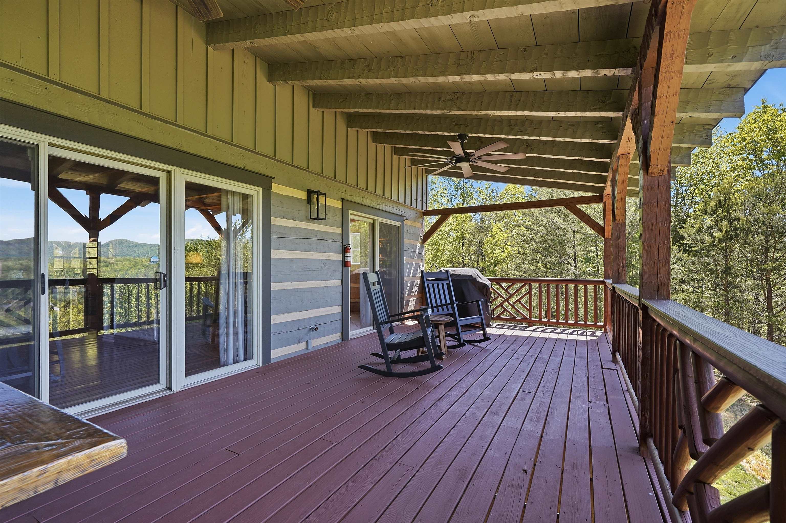 723 N Highland Road Property Photo 31