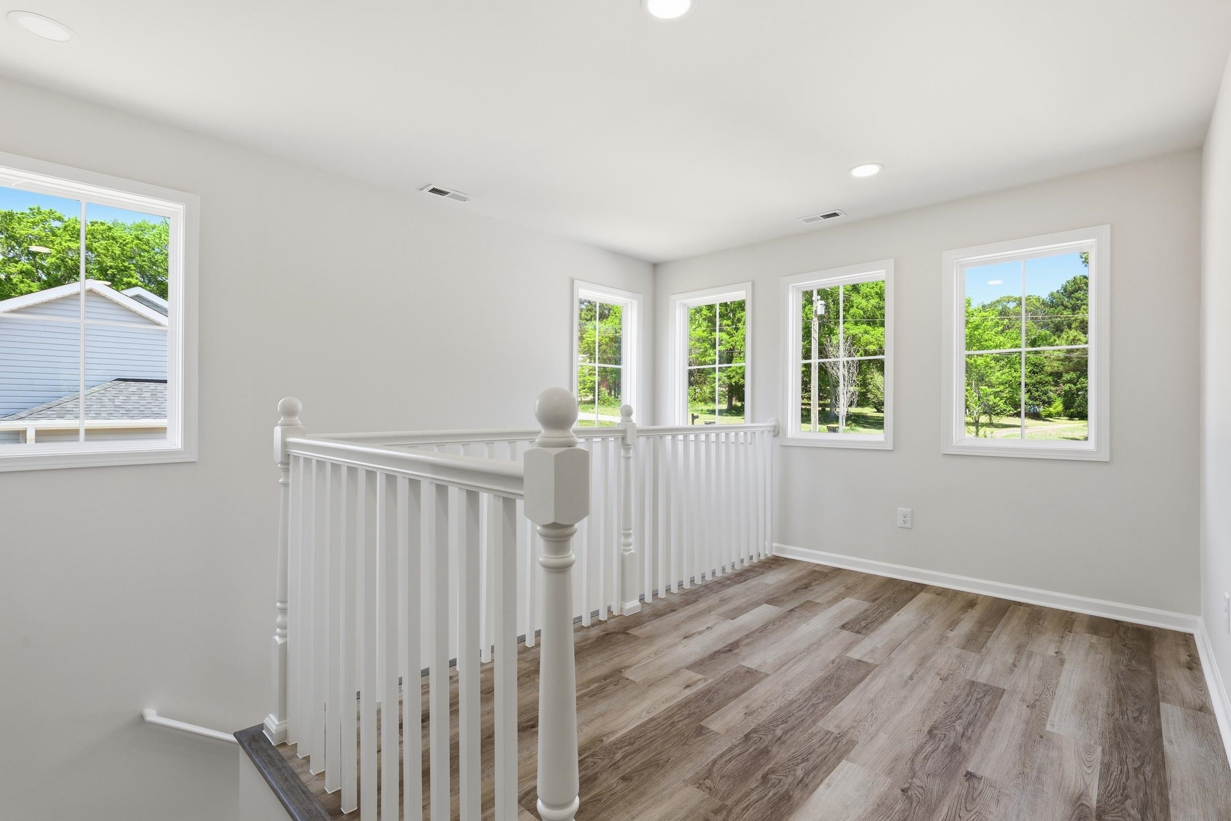 409 Wyatt Road Property Photo 13