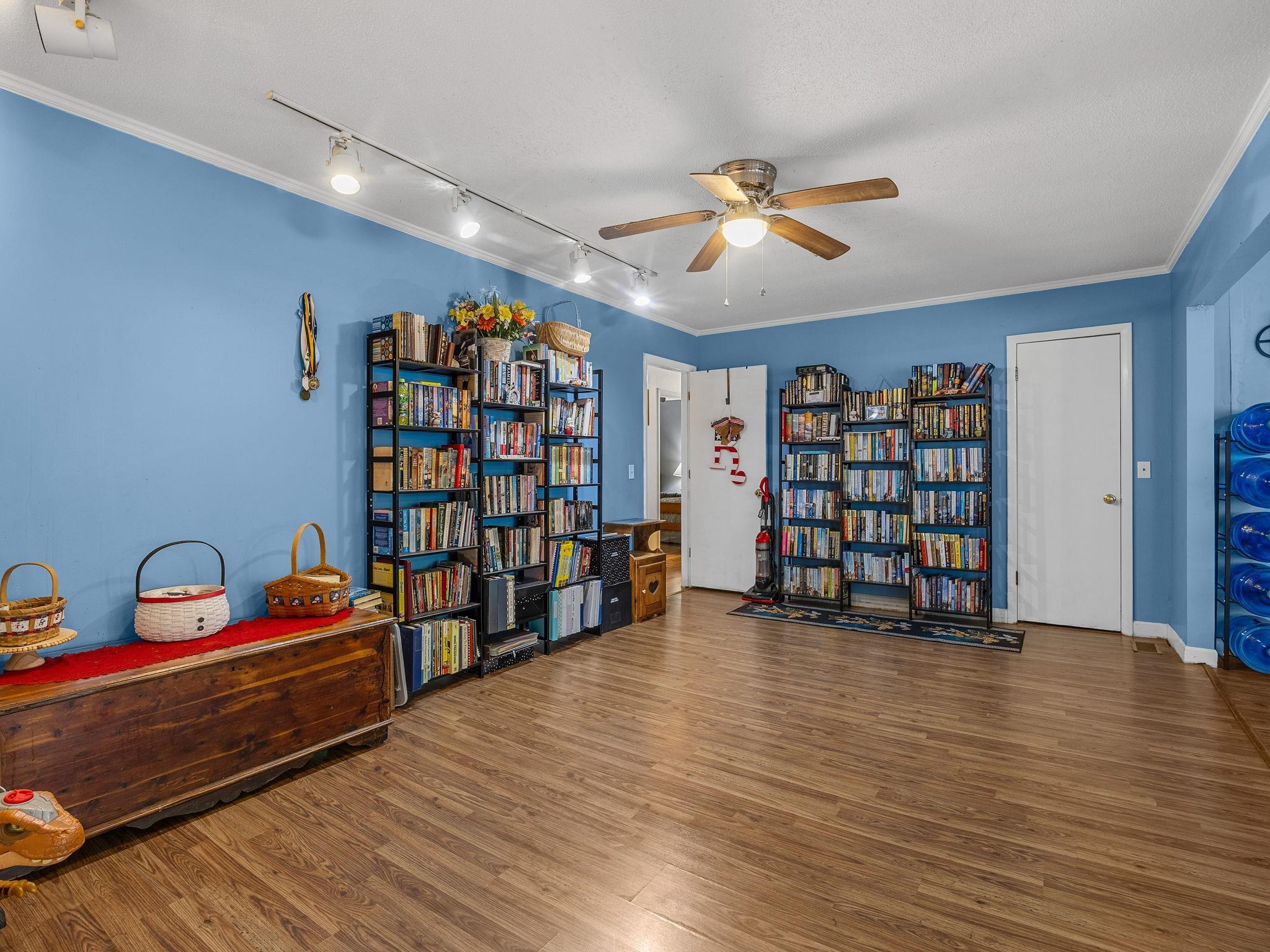118 Brookside Drive Property Photo 33