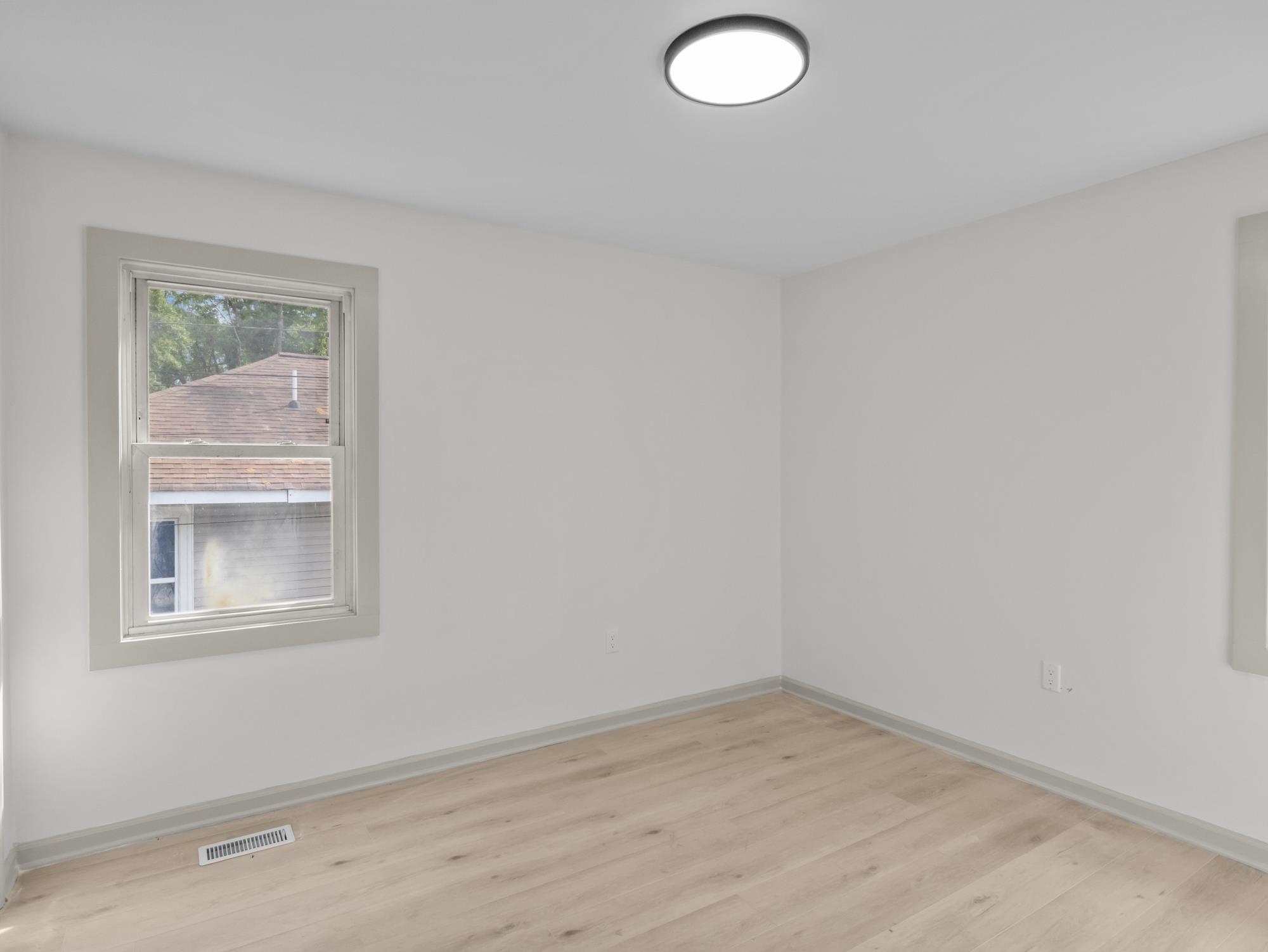 802 S Liberty Street Property Photo 16