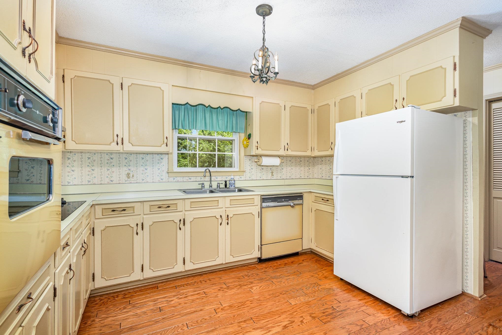 419 Ridge Drive Property Photo 10