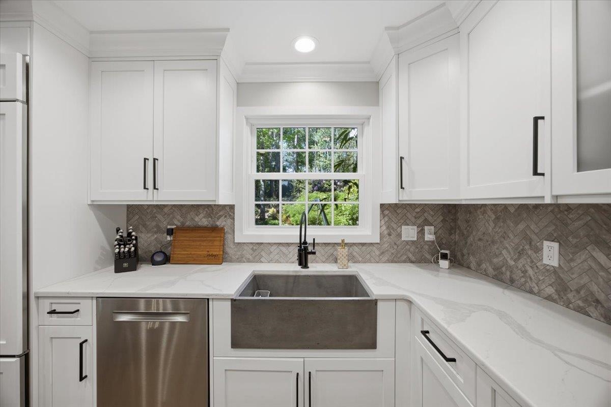 5 Pine Valley Court Property Photo 8