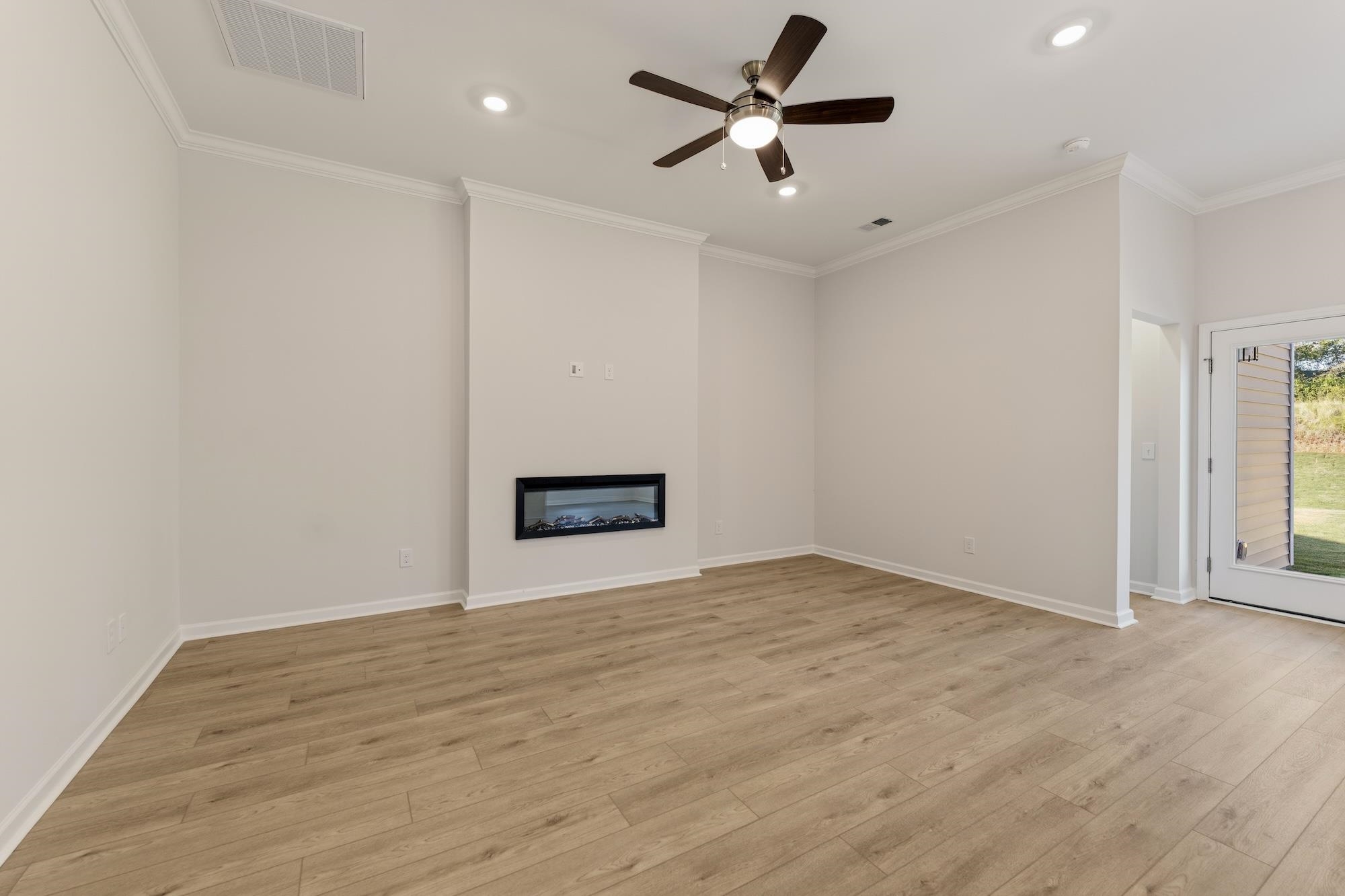 7063 New Horizons Lane Property Photo 11