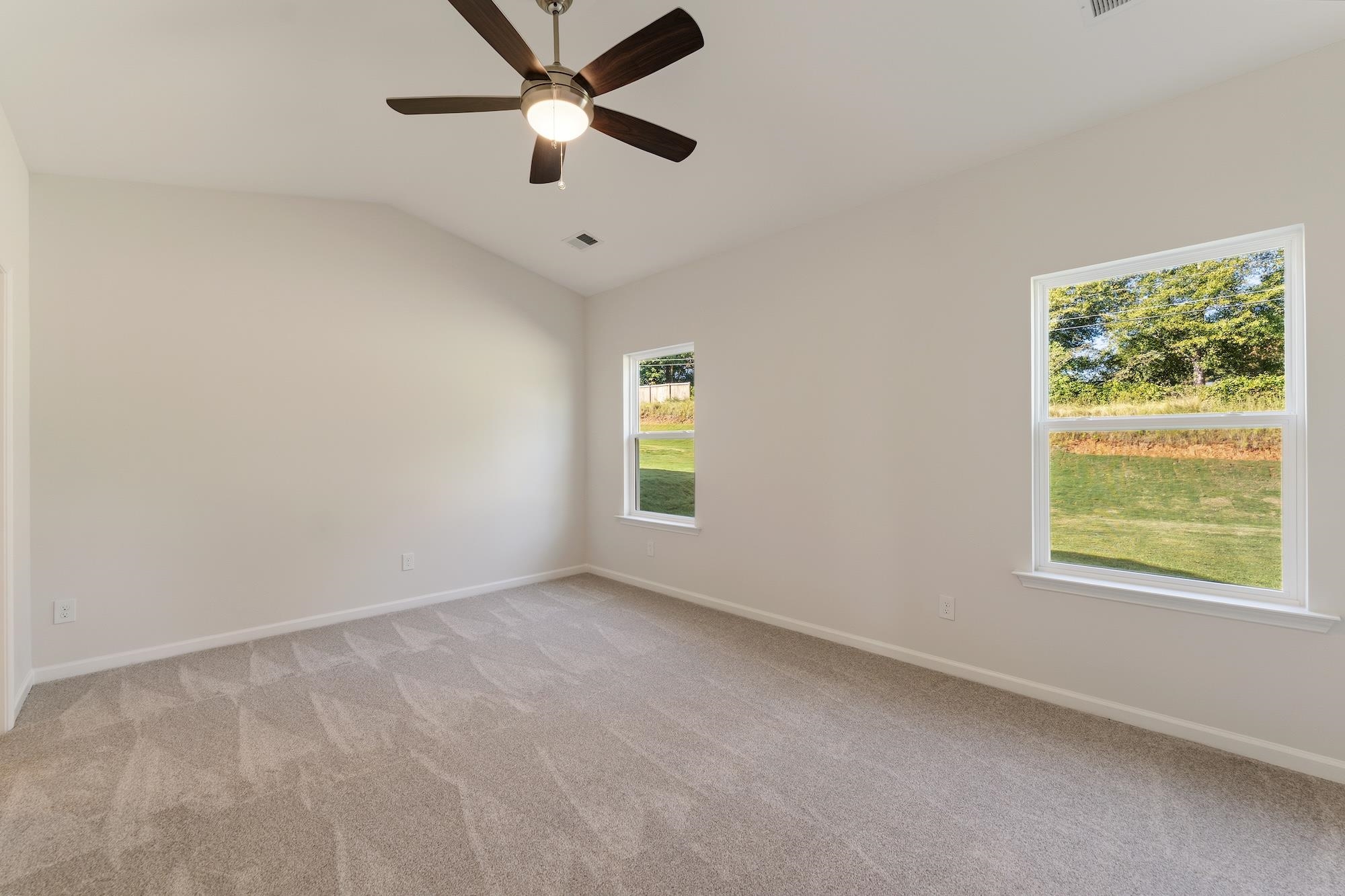 7063 New Horizons Lane Property Photo 12