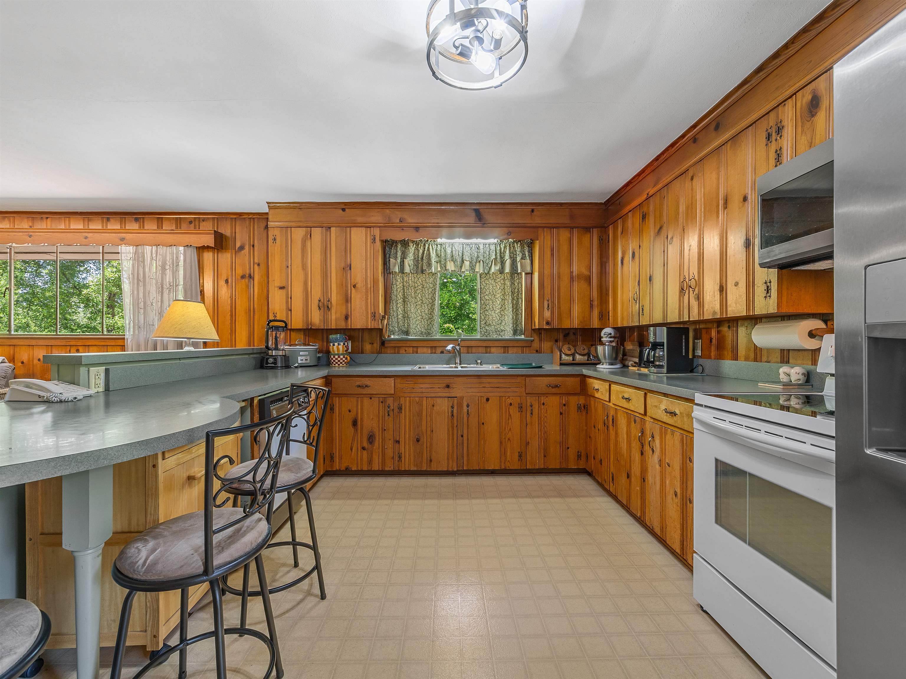 336272 Property Photo 2