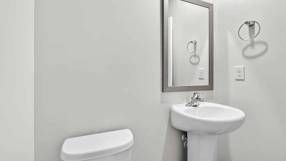 2126 Pierett Circle Property Photo 6
