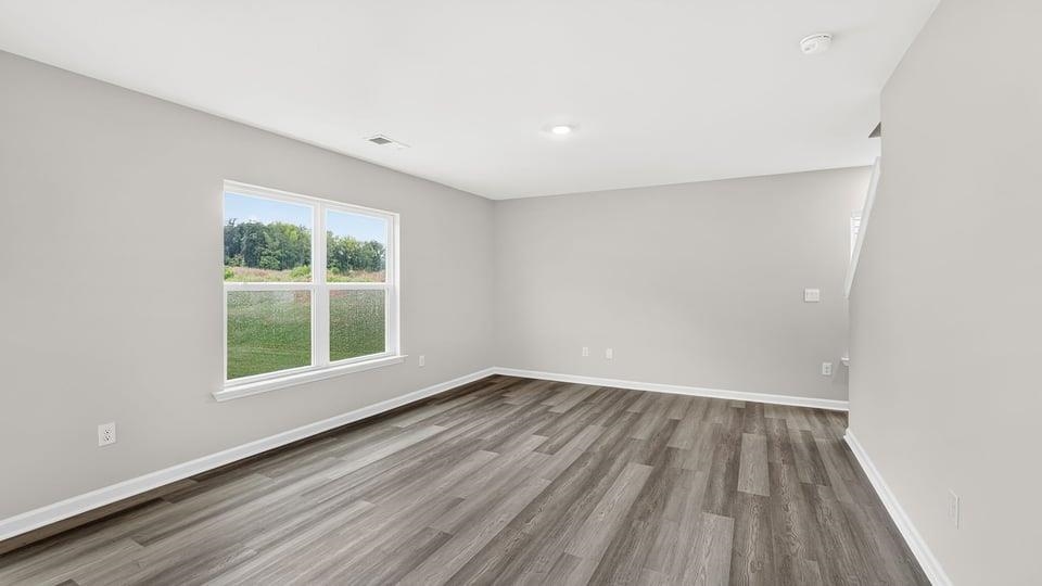 2126 Pierett Circle Property Photo 7