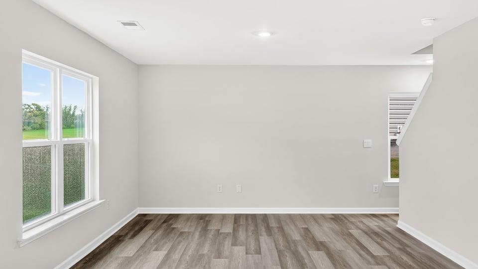 2126 Pierett Circle Property Photo 8