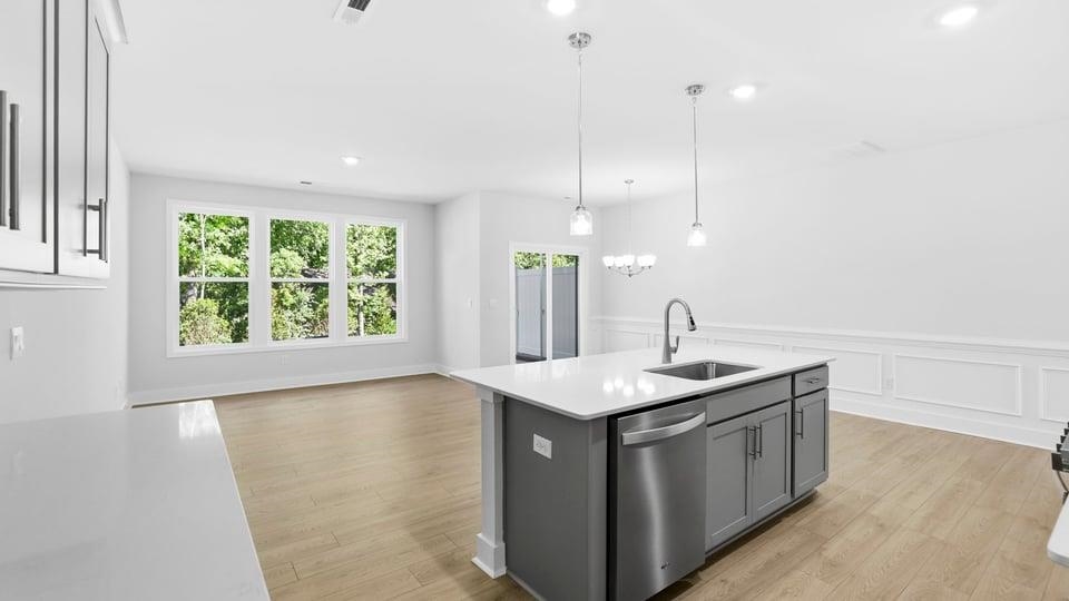 709 Lesbury Lane Property Photo 11