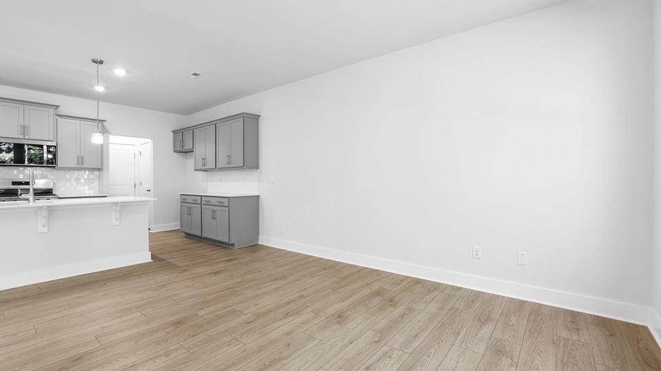 709 Lesbury Lane Property Photo 14