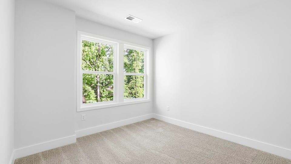 709 Lesbury Lane Property Photo 20