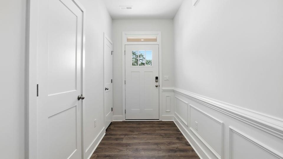 711 Lesbury Lane Property Photo 6