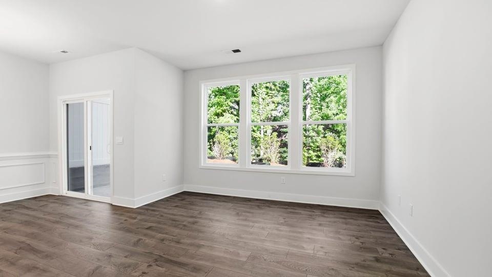 711 Lesbury Lane Property Photo 15