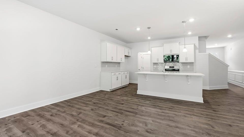 711 Lesbury Lane Property Photo 17
