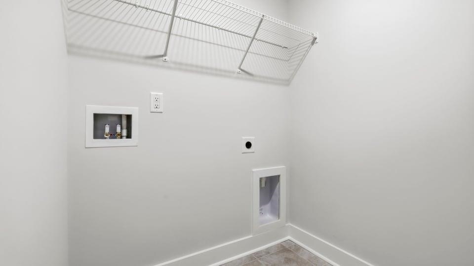 711 Lesbury Lane Property Photo 38