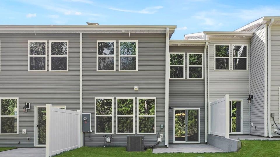711 Lesbury Lane Property Photo 39