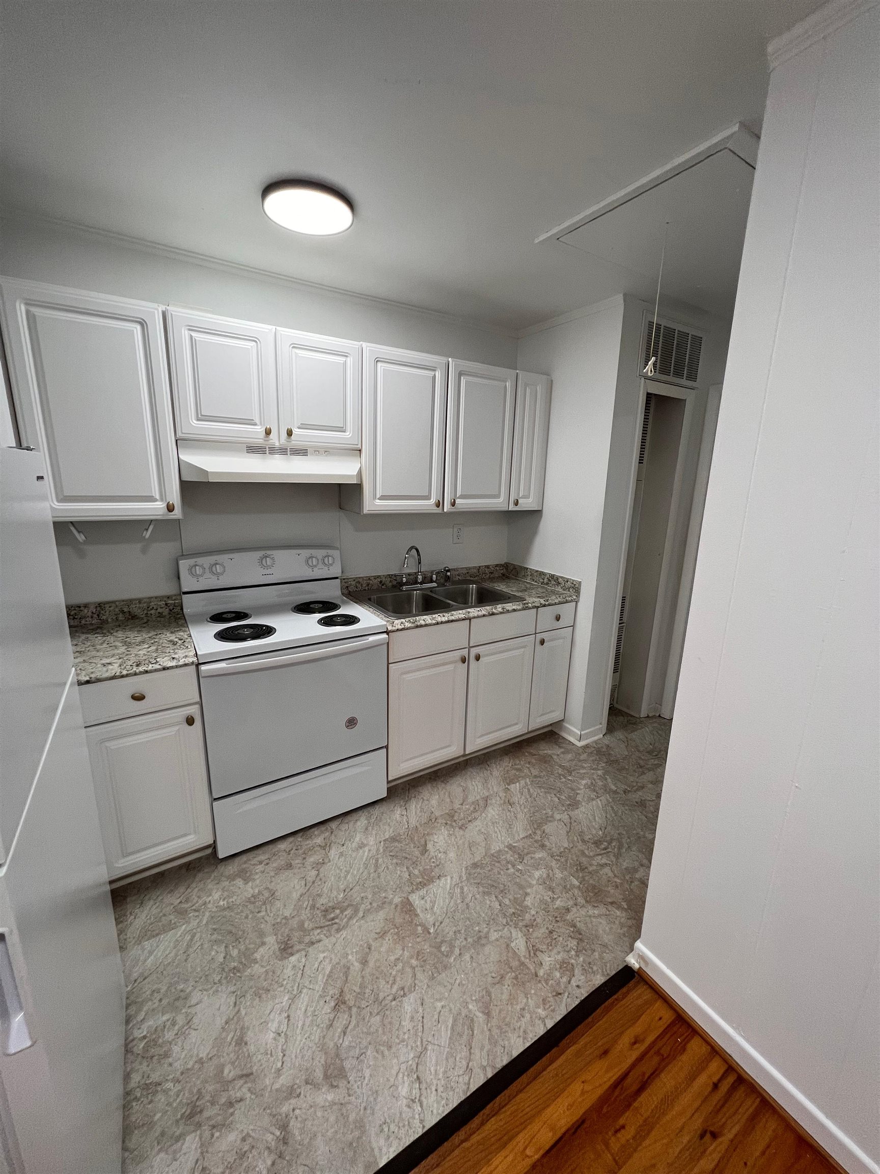 309 Bahan Street Property Photo 7