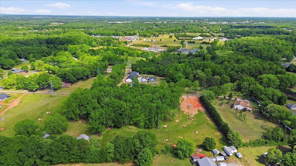 260 Wedgewood Road Property Photo 16