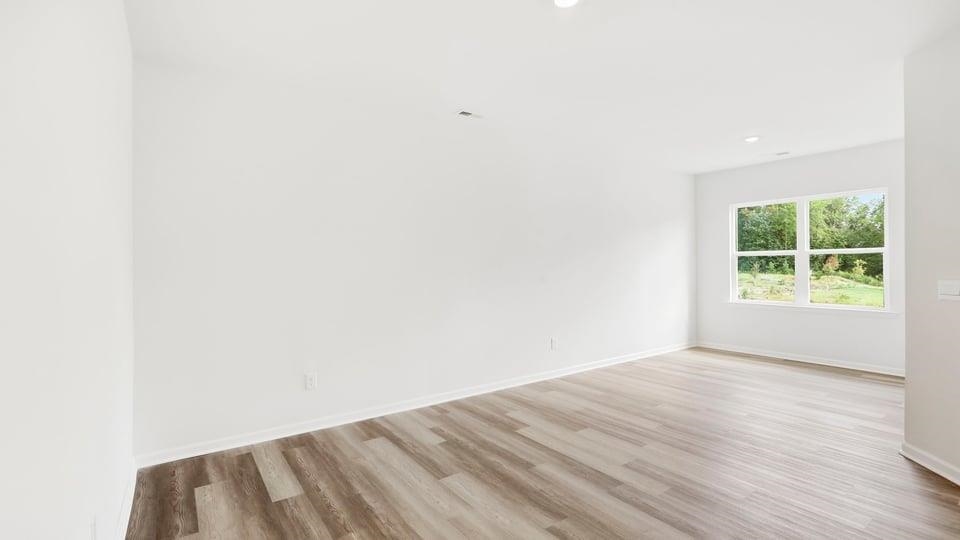 811 Embark Circle Property Photo 6