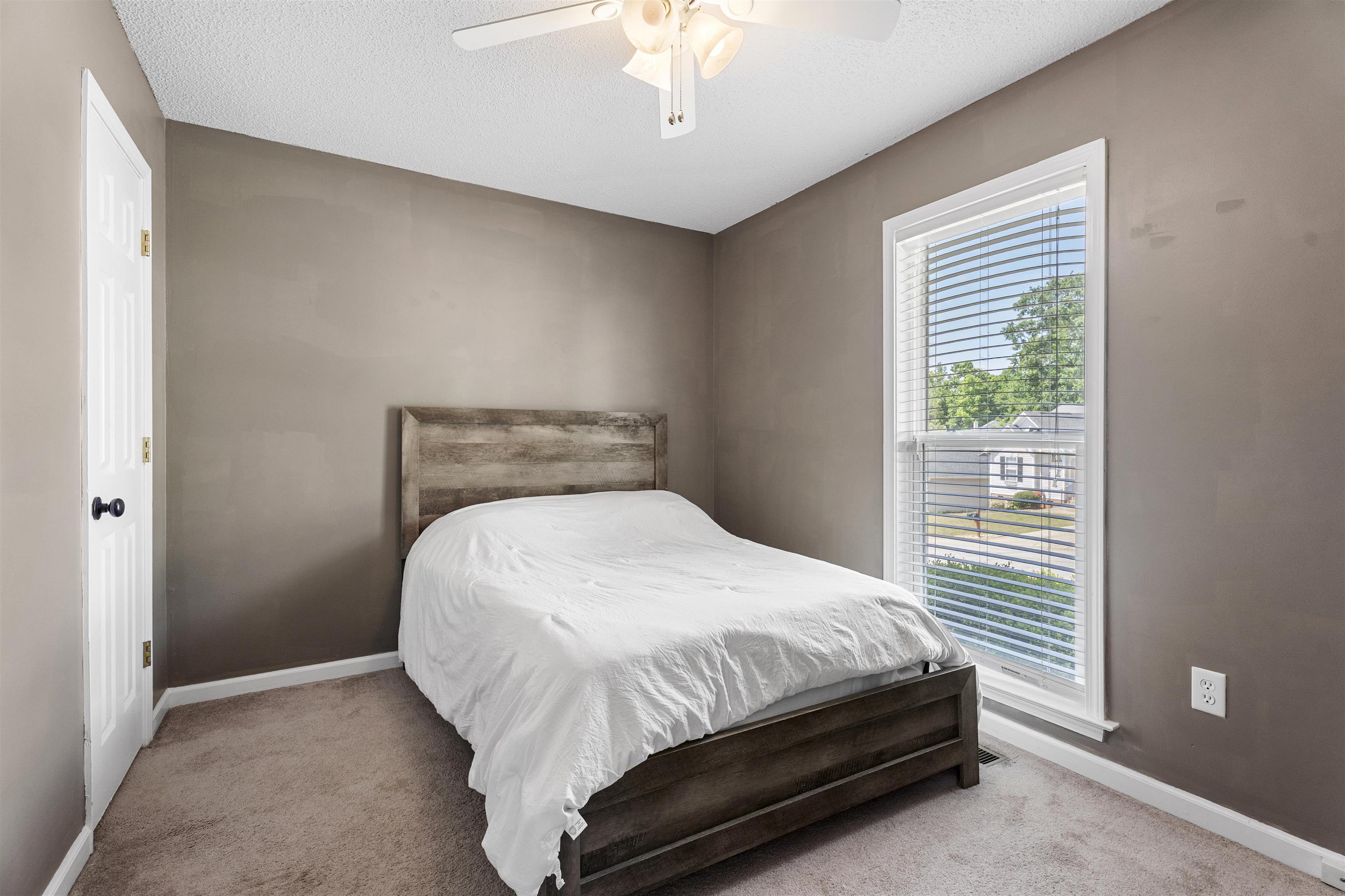 1104 Dunwoody Drive Property Photo 13