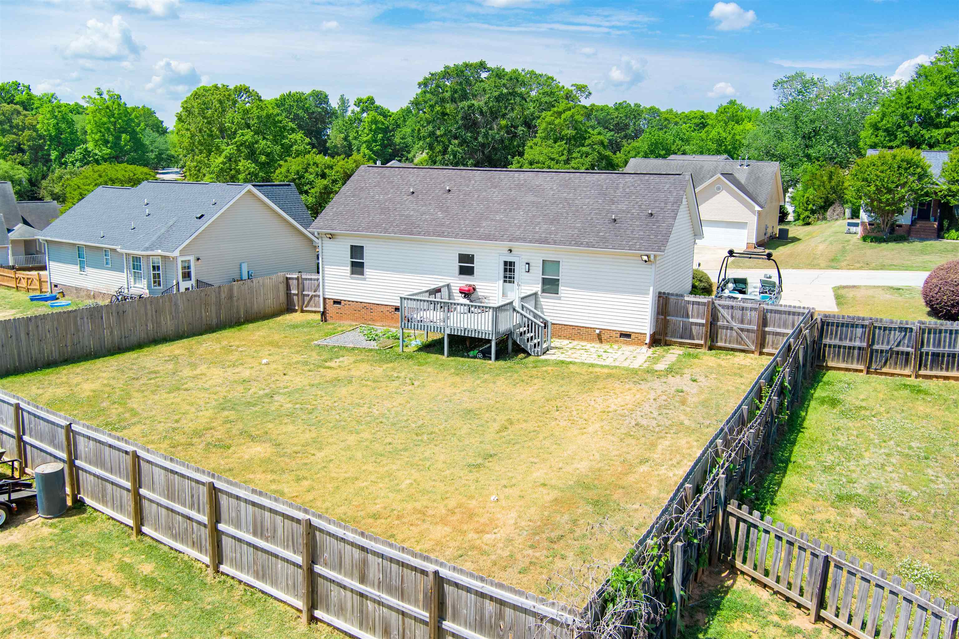 1104 Dunwoody Drive Property Photo 18